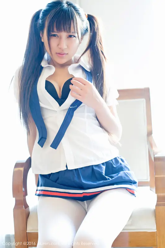 [XIUREN秀人网]2016.12.31 No.672 v熙熙熙熙恩v – 059.webp