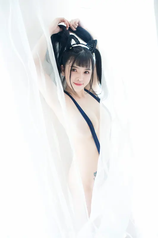 [XIUREN秀人网]2017.03.17 No.723 刘钰儿 – 066.webp