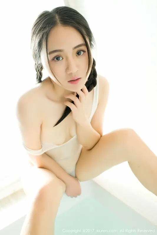 [XIUREN秀人网]2017.04.20 No.739 杨欣欣 – 051.webp