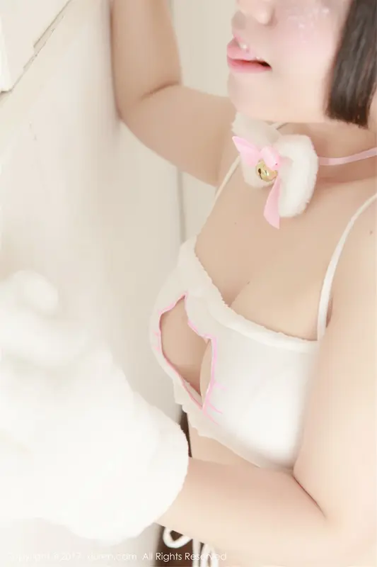 [XIUREN秀人网]2017.05.12 No.753 吃白菜的vi菜菜 – 021.webp