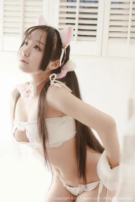 [XIUREN秀人网]2017.05.12 No.753 吃白菜的vi菜菜 – 032.webp