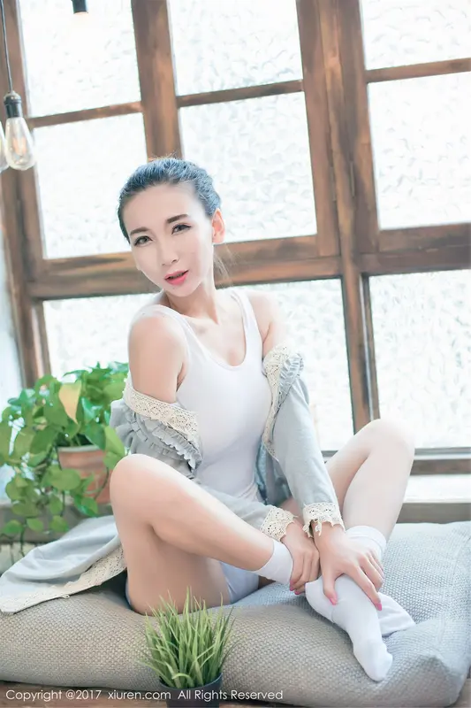 赵颖的性感写真：展现成熟女性的魅力