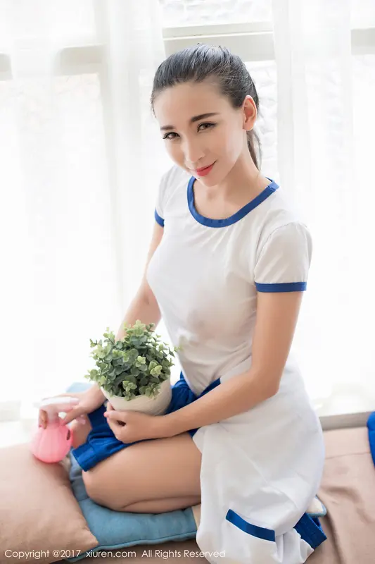 Zhao Ying: Sensual Allure in Summer Light