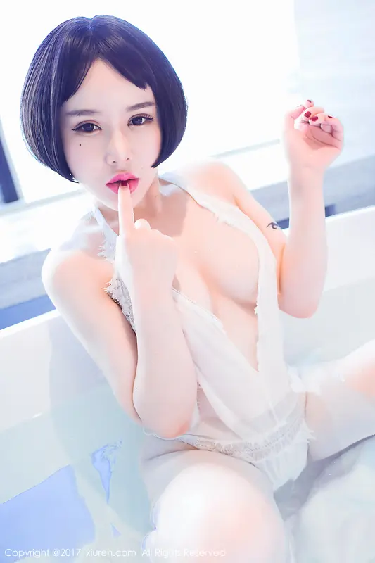 [XIUREN秀人网]2017.06.15 No.770 佑熙 – 030.webp