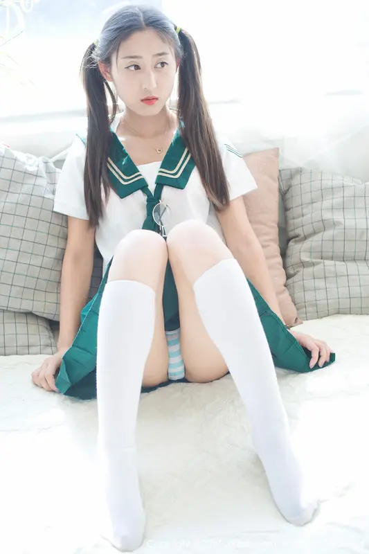 [XIUREN秀人网]2017.08.16 No.802 雨涵Iris – 018.webp