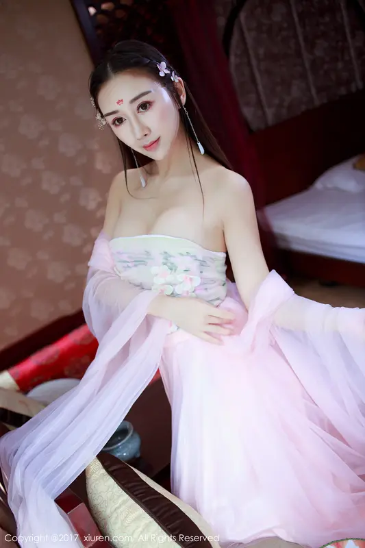 [XIUREN秀人网]2017.08.22 No.804 邹晶晶女王 – 009.webp