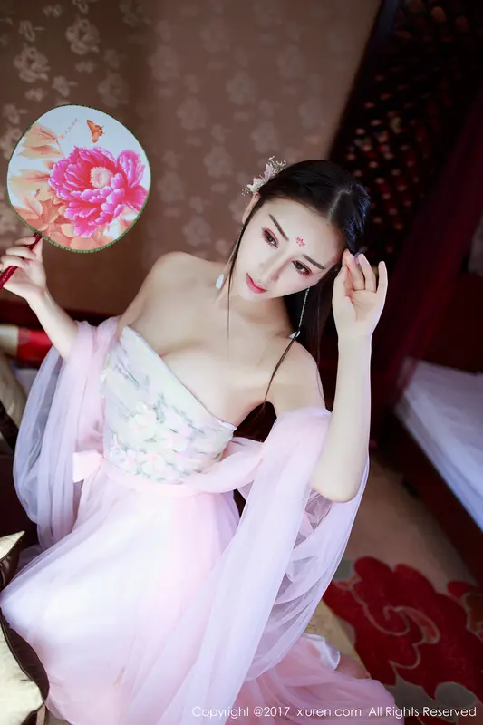 [XIUREN秀人网]2017.08.22 No.804 邹晶晶女王 – 013.webp