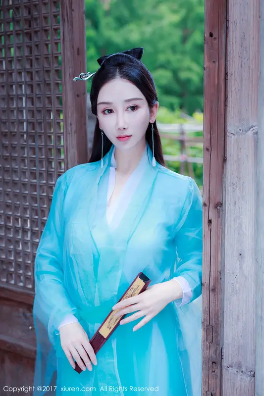 [XIUREN秀人网]2017.08.22 No.804 邹晶晶女王 – 035.webp