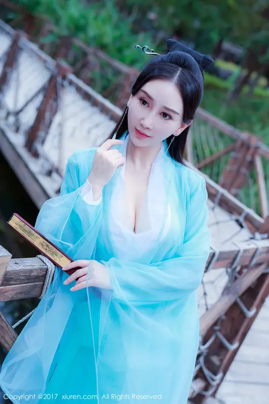 [XIUREN秀人网]2017.08.22 No.804 邹晶晶女王 – 036.webp
