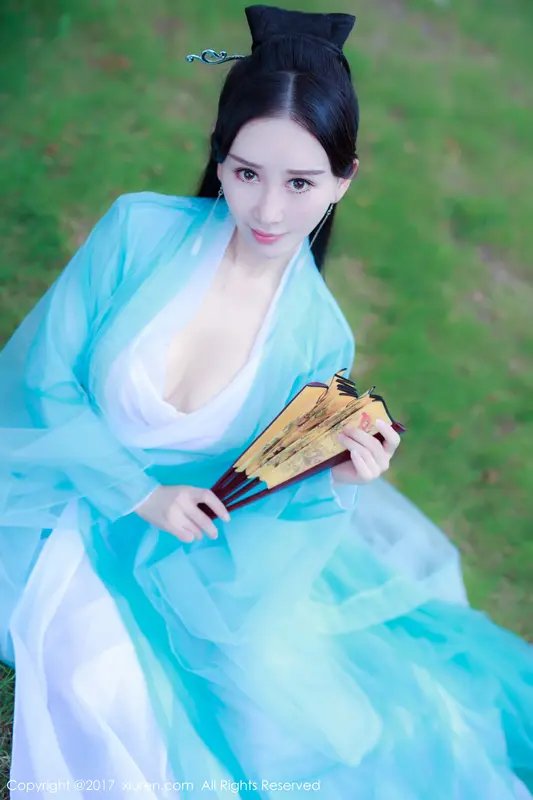 [XIUREN秀人网]2017.08.22 No.804 邹晶晶女王 – 042.webp