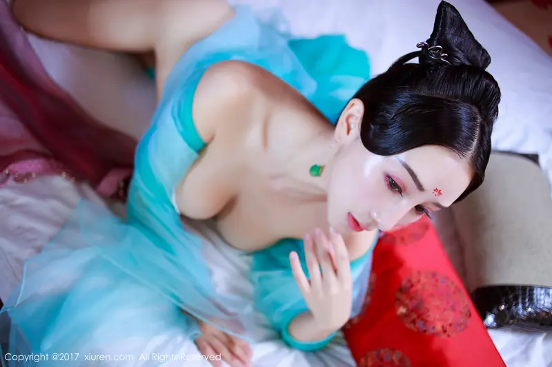 [XIUREN秀人网]2017.08.22 No.804 邹晶晶女王 – 056.webp