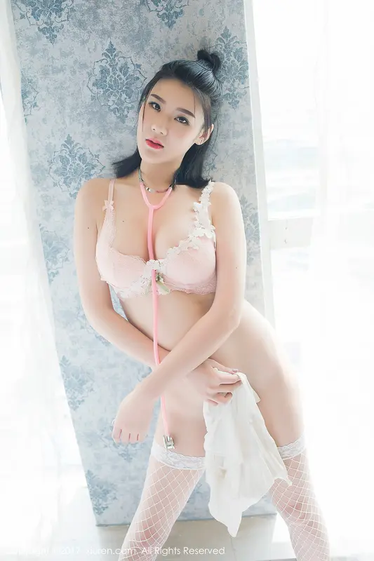 [XIUREN秀人网]2017.08.31 No.808 悠涵 – 005.webp