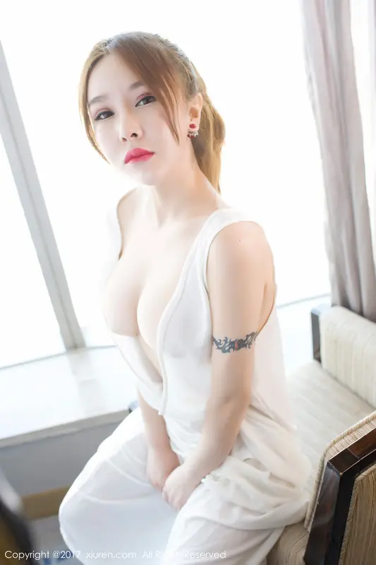 [XIUREN秀人网]2017.09.06 No.811 佑熙 – 045.webp