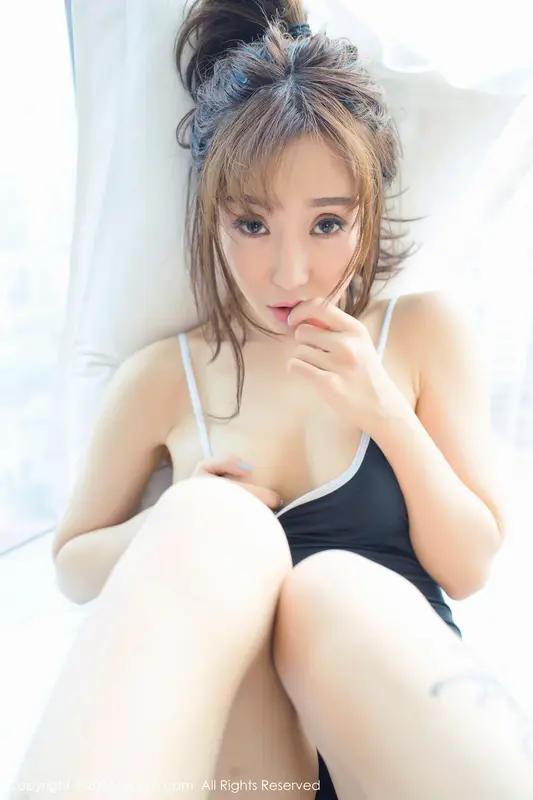 [XIUREN秀人网]2017.09.26 NO.821 顾灿 – 028.webp