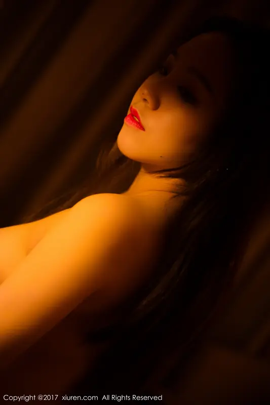 [XIUREN秀人网]2017.09.28 No.823 吃白菜的vi菜菜 – 018.webp