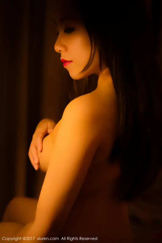 菜菜：白菜之味，清純誘惑