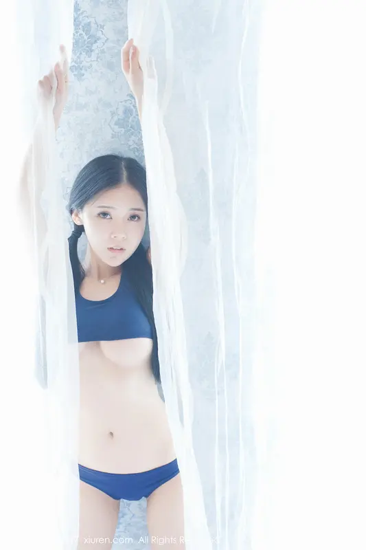 [XIUREN秀人网]2017.10.30 No.841 红气球 – 005.webp