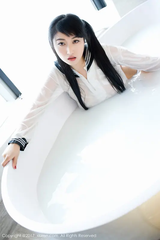 [XIUREN秀人网]2017.11.23 No.853 盼盼龙女sunny – 009.webp