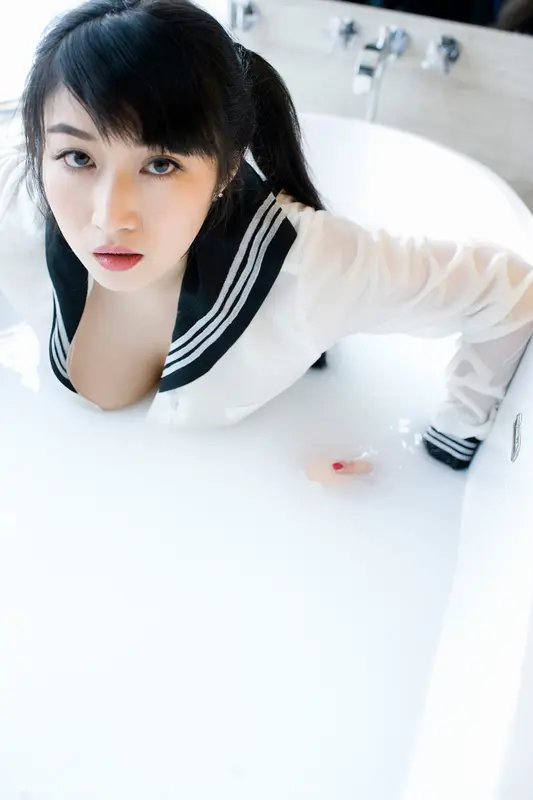 [XIUREN秀人网]2017.11.23 No.853 盼盼龙女sunny – 025.webp