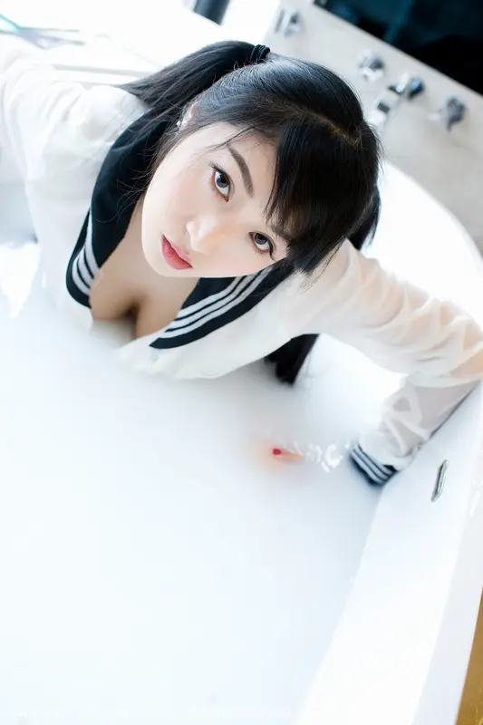 [XIUREN秀人网]2017.11.23 No.853 盼盼龙女sunny – 026.webp
