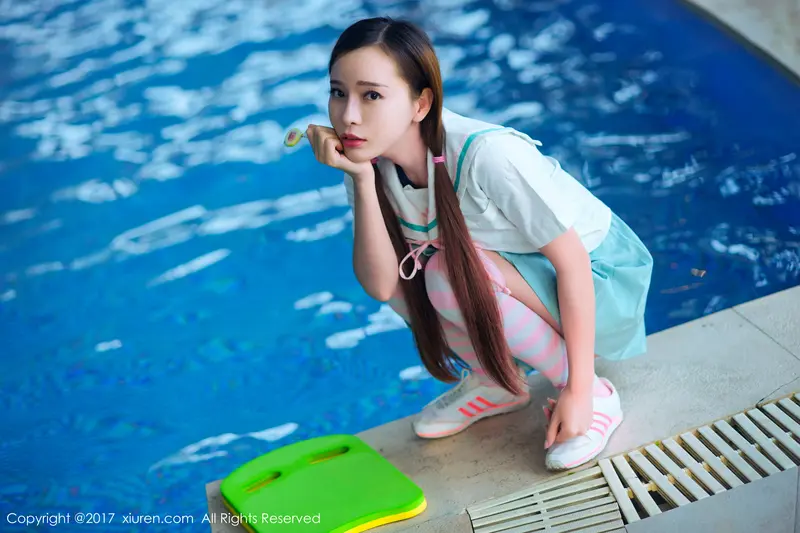 [XIUREN秀人网]2017.12.08 No.866 艾小青 – 012.webp