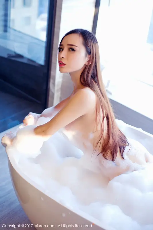 [XIUREN秀人网]2017.12.08 No.866 艾小青 – 031.webp