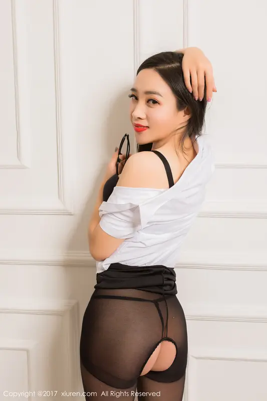 [XIUREN秀人网]2017.12.27 No.880 艾儿521 – 014.webp
