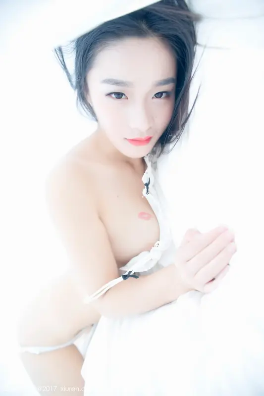 綺夢迷離：性感寫真演繹