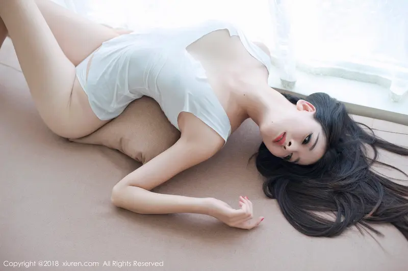 [XIUREN秀人网]2018.01.03 No.885 空白Ivy – 044.webp