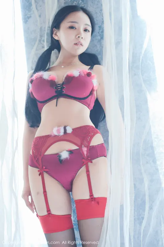 [XIUREN秀人网]2018.02.09 No.932 红气球 – 010.webp