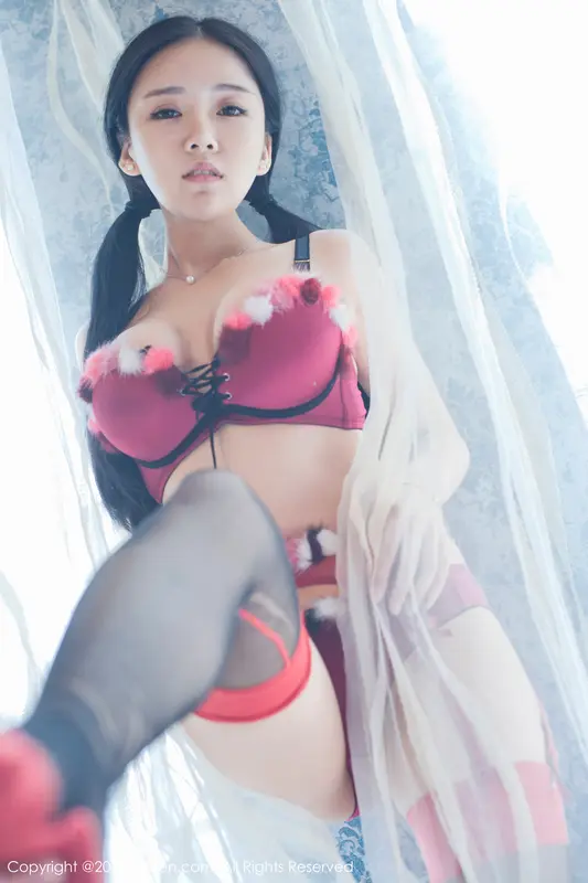 [XIUREN秀人网]2018.02.09 No.932 红气球 – 013.webp