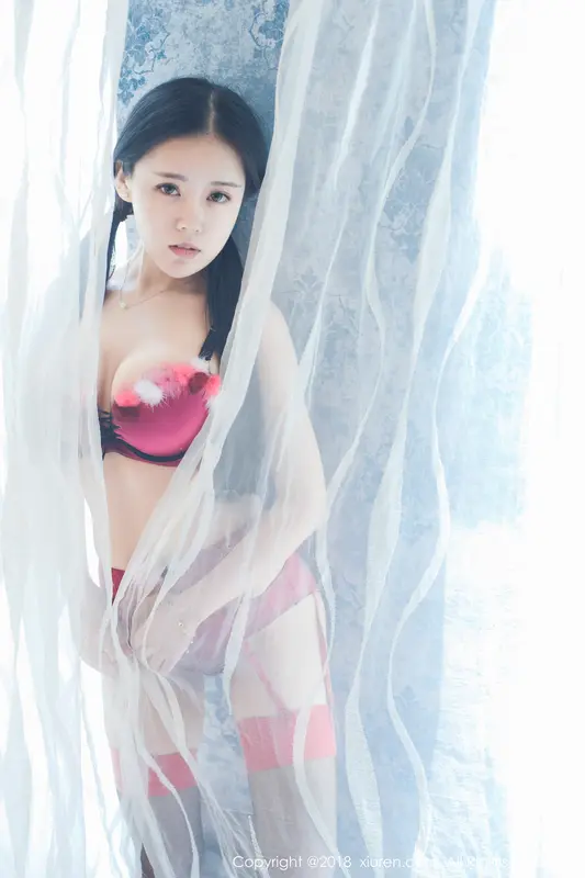 [XIUREN秀人网]2018.02.09 No.932 红气球 – 034.webp