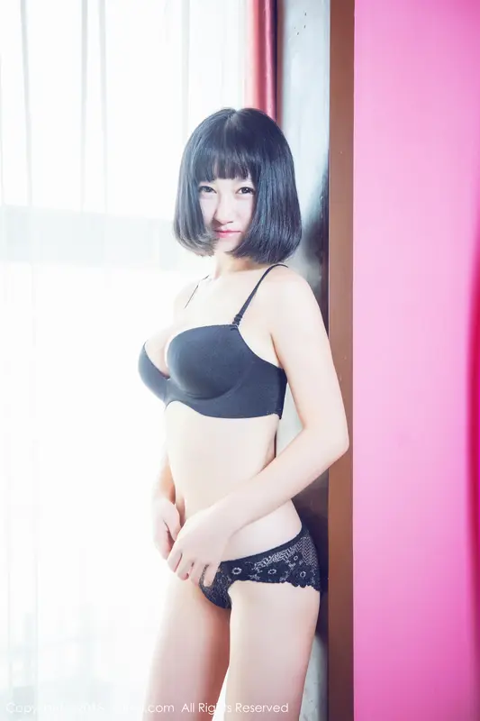 [XIUREN秀人网]2018.02.11 No.933 小探戈 – 065.webp