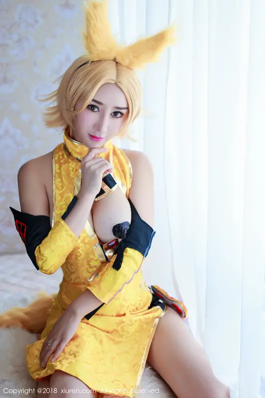 [XIUREN秀人网]2018.02.23 No.937 邹晶晶女王 – 005.webp
