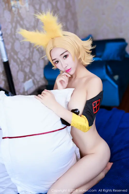 [XIUREN秀人网]2018.02.23 No.937 邹晶晶女王 – 039.webp