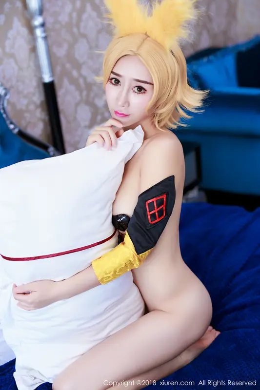 [XIUREN秀人网]2018.02.23 No.937 邹晶晶女王 – 040.webp