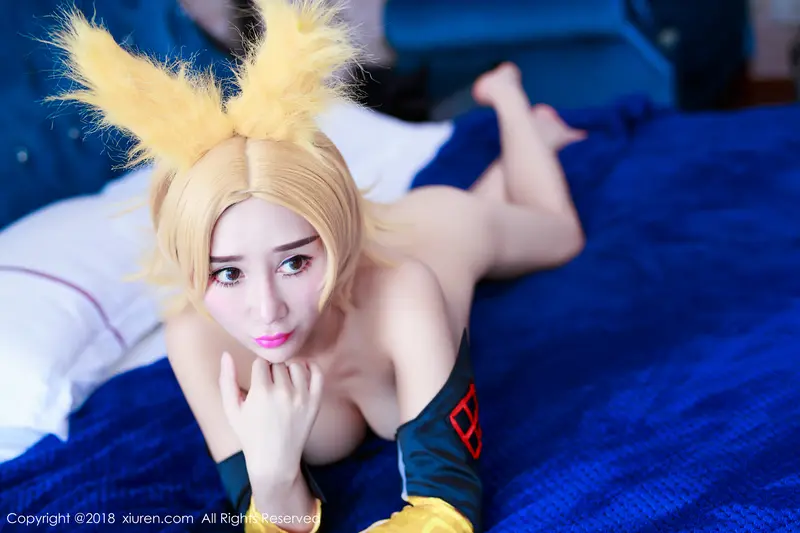 [XIUREN秀人网]2018.02.23 No.937 邹晶晶女王 – 041.webp