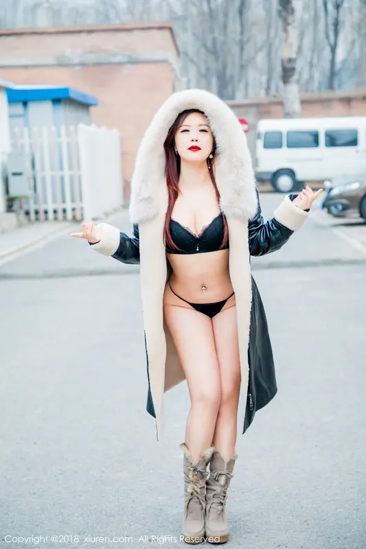 西希白兔写真美女写真秀人网