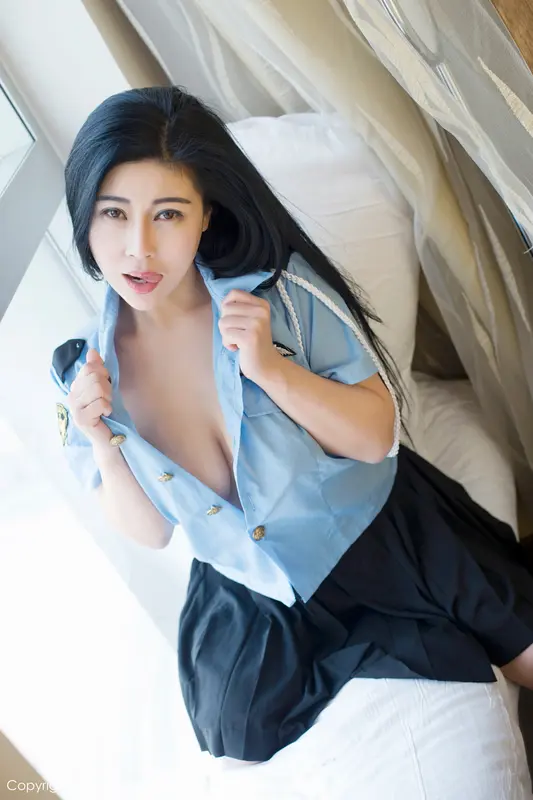 [XIUREN秀人网]2018.03.16 No.954 维姿 – 023.webp