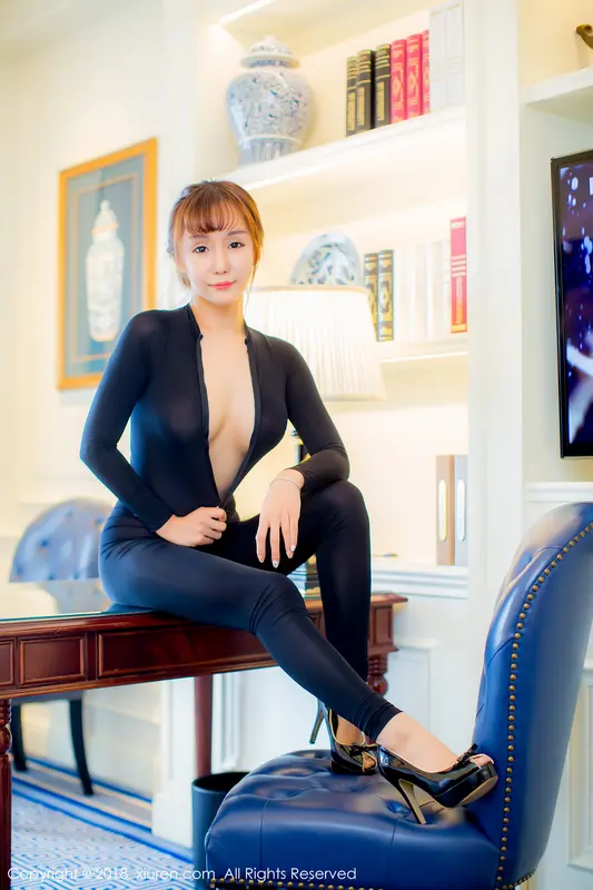 [XIUREN秀人网]2018.04.12 No.979 顾灿 – 027.webp