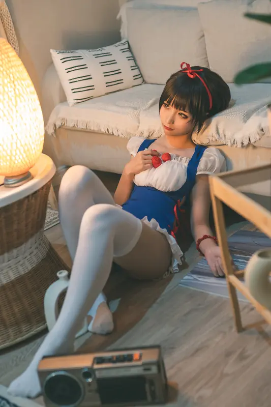 ChunMoMo's Snow White Allure