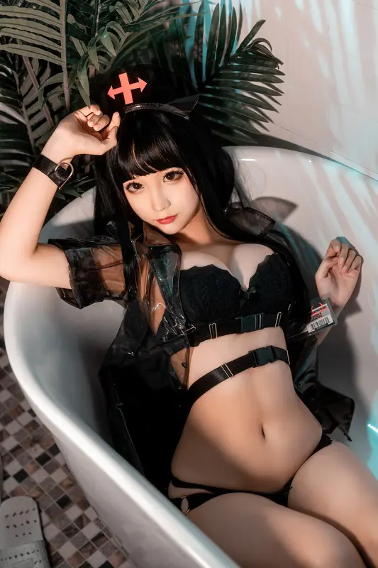 蠢沫沫 NO.114 胶衣护士 黑 – 009.webp