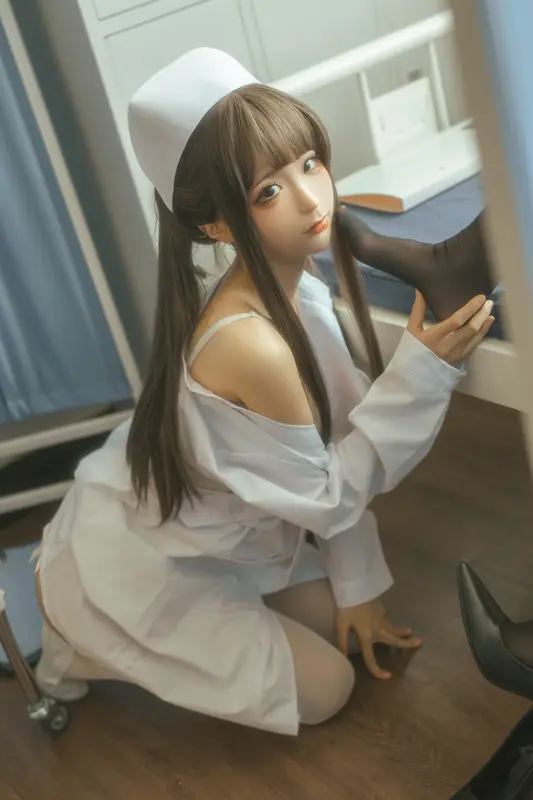 蠢沫沫 NO.154 下班后-绅士版 – 025.webp