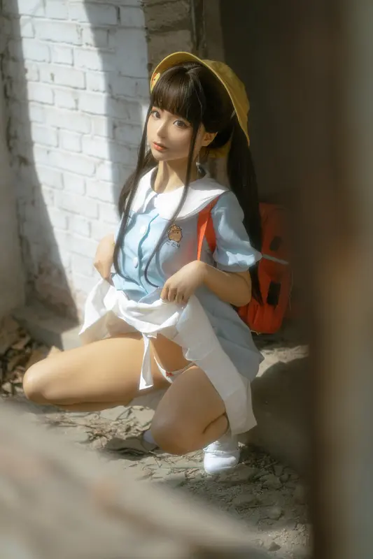 蠢沫沫 NO.155 小黄帽 绅士版 – 011.webp