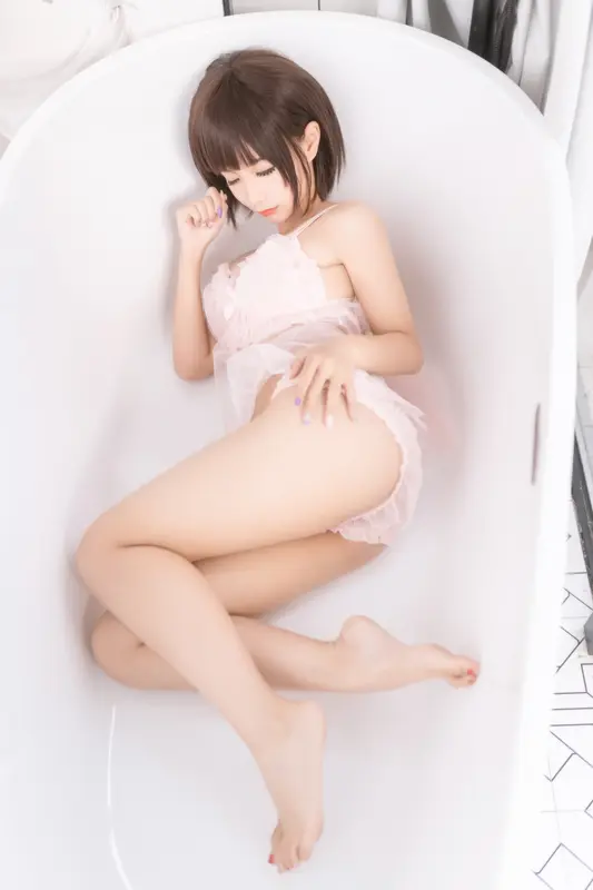 沫沫粉紗真愛：性感甜美的極致誘惑