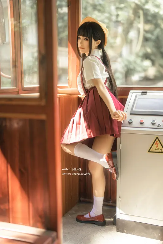 蠢沫沫 NO.178 红火车 – 015.webp