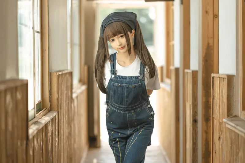 蠢沫沫 NO.183 画室背带裤-绅士版 – 007.webp