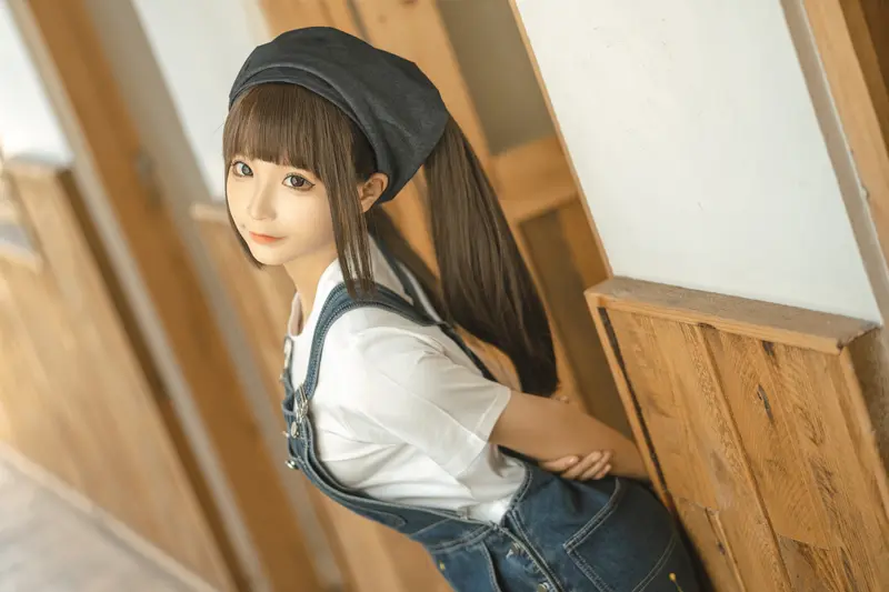 蠢沫沫 NO.183 画室背带裤-绅士版 – 009.webp