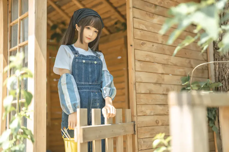 蠢沫沫 NO.183 画室背带裤-绅士版 – 032.webp