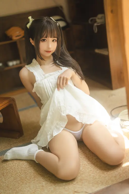 蠢沫沫 NO.186 夏 白吊带 – 009.webp